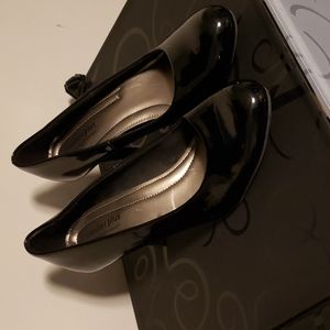 Black patent leather heals